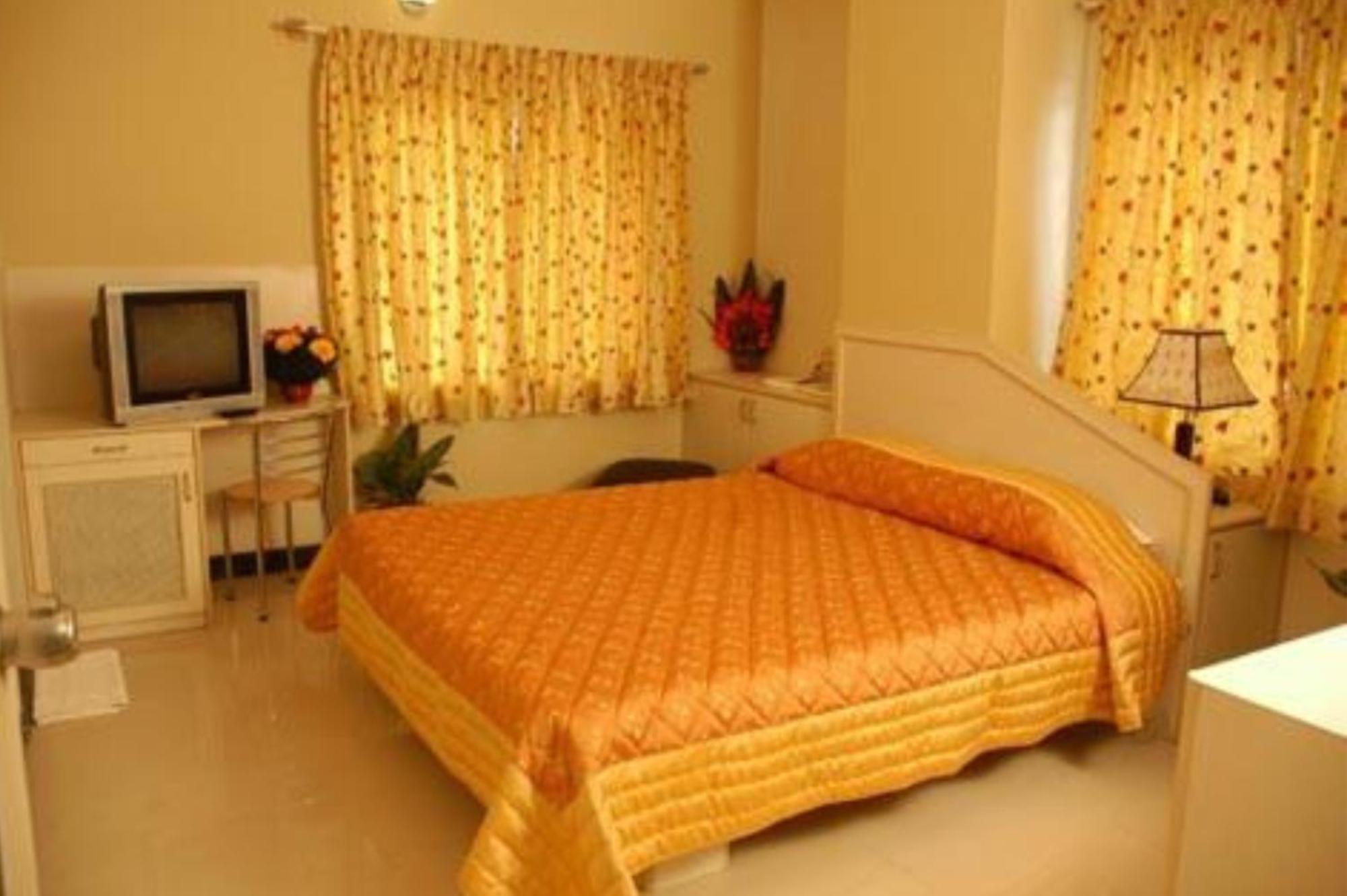 The Corporate Comforts Bangalore Bagian luar foto